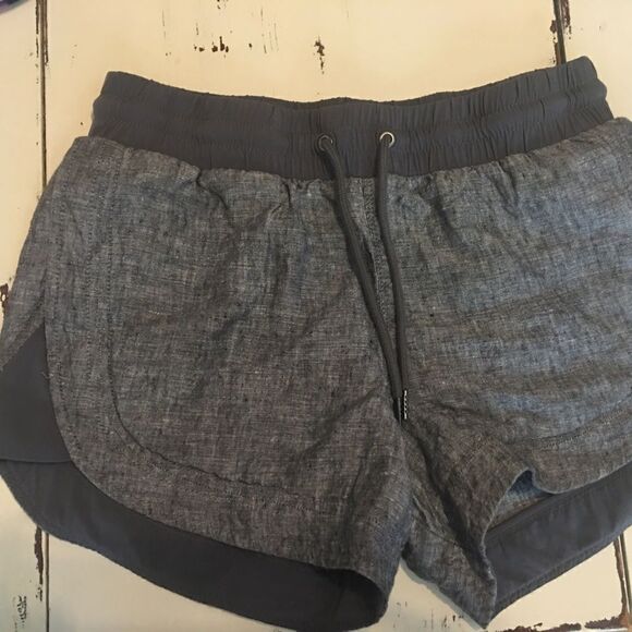 Athleta size 2 gray shorts drawstring - Picture 1 of 4
